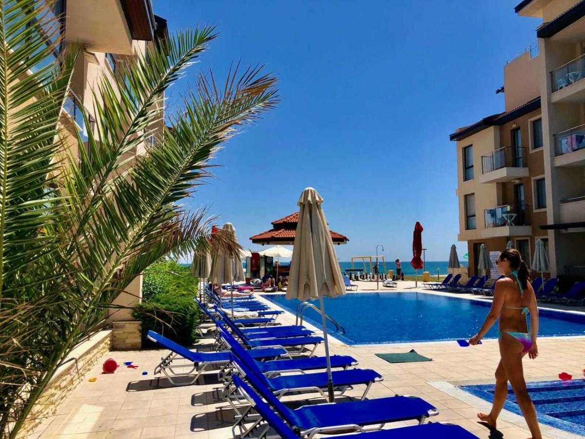 Obzor Beach Resort Apartment G-109 Exteriör bild