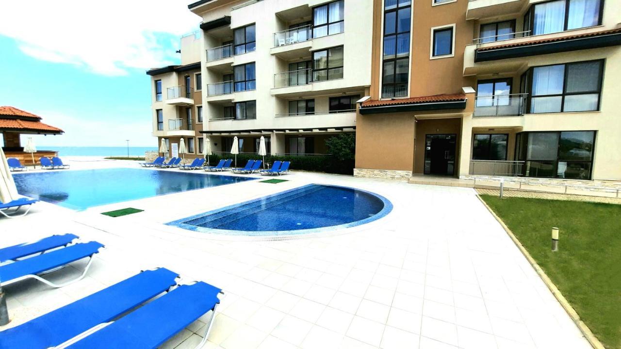 Obzor Beach Resort Apartment G-109 Exteriör bild